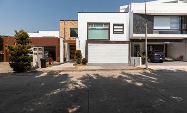 Casa 3 Recámaras en Fracc Puerta Paraiso Atlixcayotl