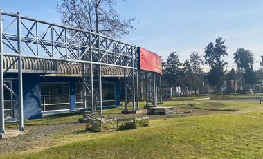 ARRIENDO Local comercial de 1.256 m2, Gastronomía, Quilicura