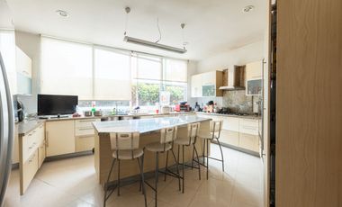 Casa en venta con 4 recámaras en Fraccionamiento Campestre del Bosque