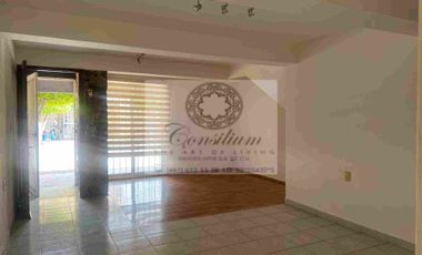 Casa renta 3 recámaras $8000 ya con mantenimiento en privada