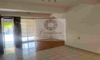 Casa renta 3 recámaras $8000 ya con mantenimiento en privada