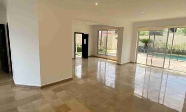 Casa de Alquiler en  Urbanización Laguna del Sol