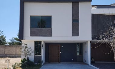 Casa nueva en venta en Solares Zapopan de 5 recamaras