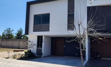 Casa nueva en venta en Solares Zapopan de 5 recamaras