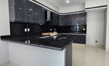 Casa nueva en venta en Solares Zapopan de 5 recamaras