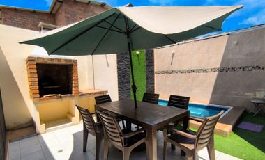 CASA AMOBLADA CON PISCINA EN RENTA, URB YASUNI