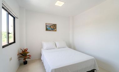 CASA AMOBLADA CON PISCINA EN RENTA, URB YASUNI