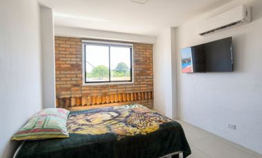 CASA AMOBLADA CON PISCINA EN RENTA, URB YASUNI