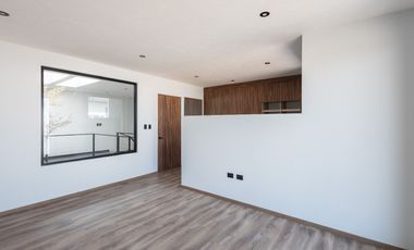 Casa en venta con 4 recámaras en FORESTA, LOMAS DE ANGELOPOLIS III