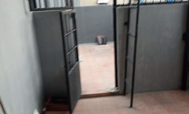 Rumah Siap Huni 2,5 Lantai di Gunung Batu Bandung