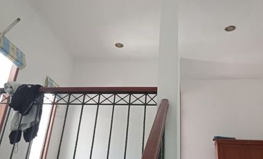 Rumah Siap Huni 2,5 Lantai di Gunung Batu Bandung