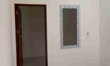 dijual rumah baru 3 lt di taman Surya 5