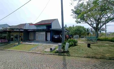 rumah cantik minimalis hoek di ciputra