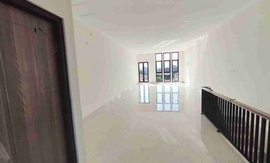Disewakan rukk baru di Botanica signature