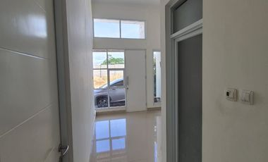 DISEWAKAN Rumah siap huni di TRIA ADARA Residence Serpong dekat UNPAM 2