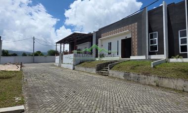 VILLA MURAH BERASTAGI : JEWEL OF BERASTAGI