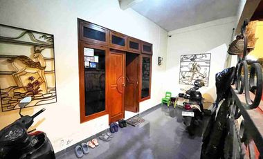 rumah 2 lantai di semanggi pasar Kliwon solo kota
