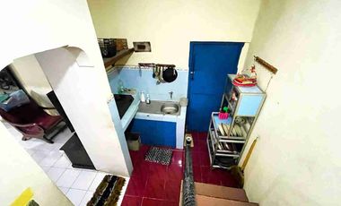 rumah 2 lantai di semanggi pasar Kliwon solo kota