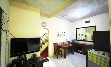 rumah 2 lantai di semanggi pasar Kliwon solo kota