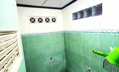 rumah 2 lantai di semanggi pasar Kliwon solo kota
