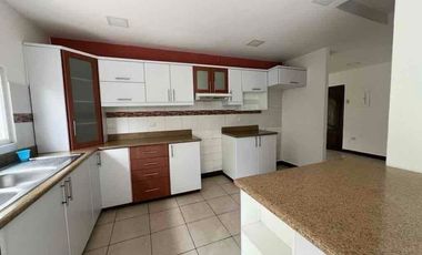 DEPARTAMENTO EN PLANTA BAJA- PISCINA PRIVADA!!