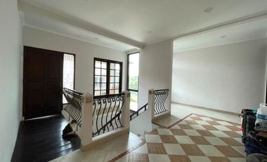 Rumah Qozy View Lap Golf Pdk Labu di Komp Bukit Golf