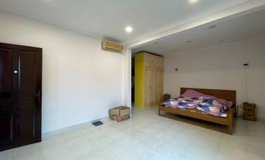 Rumah Qozy View Lap Golf Pdk Labu di Komp Bukit Golf