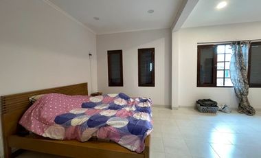 Rumah Qozy View Lap Golf Pdk Labu di Komp Bukit Golf