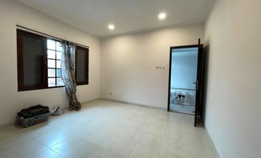 Rumah Qozy View Lap Golf Pdk Labu di Komp Bukit Golf