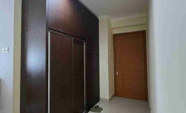 APARTEMEN MEWAH 2KT DI HAMPTON’S PARK CILANDAK