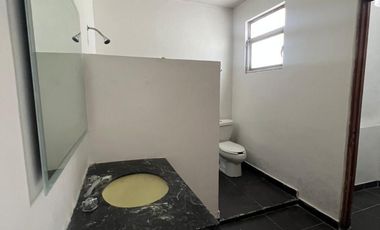 En Venta Casa de Una Planta al Sur - Poniente de Guadalajara Col. Chapalita con Excelente Ubicación