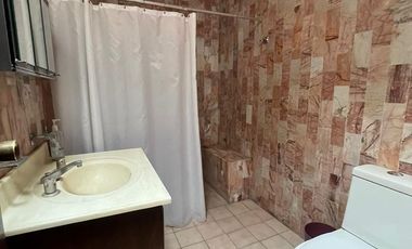 En Venta Casa de Una Planta al Sur - Poniente de Guadalajara Col. Chapalita con Excelente Ubicación