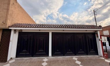casa en Renta amueblada de 1 planta en himno nacional