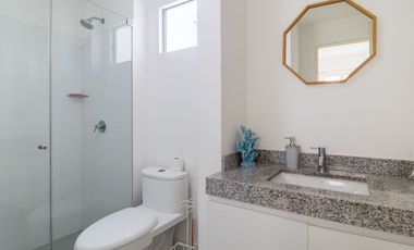 Casa de Playa en Venta Puerto Viejo Km 72 | Primera Fila | Vista Al Mar | 3 Pisos