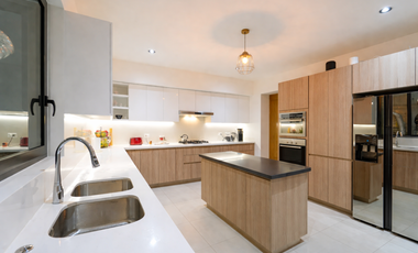 Penthouse Dúplex San Isidro 398 m² Piscina Terraza Frente a Parque