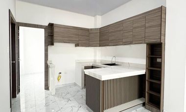 VENTA DE CASA EN LOS GIRASOLES