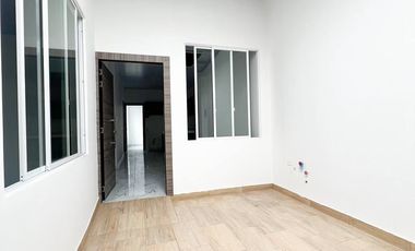 VENTA DE CASA EN LOS GIRASOLES