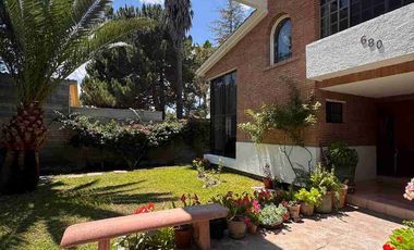 Hermosa residencia al norte de la ciudad