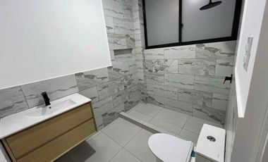 Casa de estreno en venta en Miraflores Country Club
