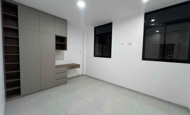 Casa de estreno en venta en Miraflores Country Club