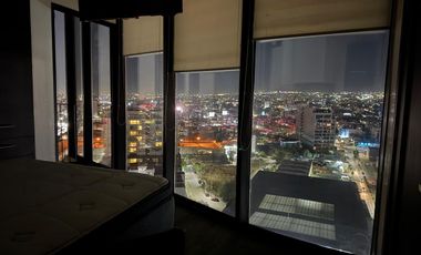 SE RENTA pent-house amueblado en Torre Adamant