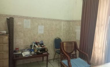 Dijual Rumah 3 Lantai Strategis  Waru,Sidoarjo Luas 175m2 BU!!
