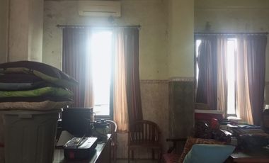 Dijual Rumah 3 Lantai Strategis  Waru,Sidoarjo Luas 175m2 BU!!