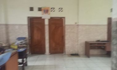 Dijual Rumah 3 Lantai Strategis  Waru,Sidoarjo Luas 175m2 BU!!