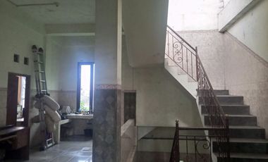 Dijual Rumah 3 Lantai Strategis  Waru,Sidoarjo Luas 175m2 BU!!