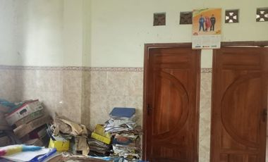 Dijual Rumah 3 Lantai Strategis  Waru,Sidoarjo Luas 175m2 BU!!