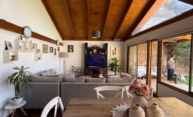 Se vende casa en psje Johnson, La calera