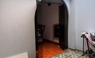 VENDO CASA DE UN PISO PROY PARA DOS PISO URB ENTEL A MEDIA CUADRA DE PARQUE AREA DE 140 M2
