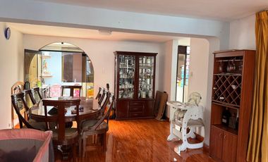 VENDO CASA DE UN PISO PROY PARA DOS PISO URB ENTEL A MEDIA CUADRA DE PARQUE AREA DE 140 M2