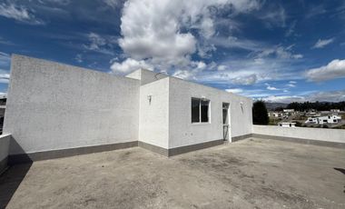 En Venta, Amplia Casa de 4 Habitaciones, Sangolqui